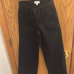 Evereve women’s black flared jeans size 26